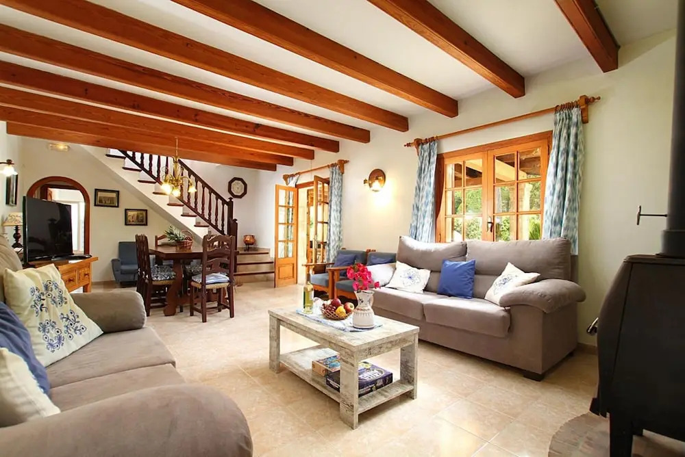 Villa - 4 Bedrooms with Pool and WiFi - 108753