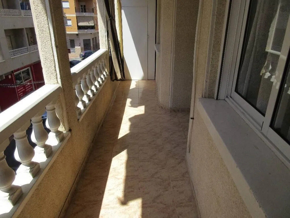 Nice Apartment Downtown - 15 minutes from the sea