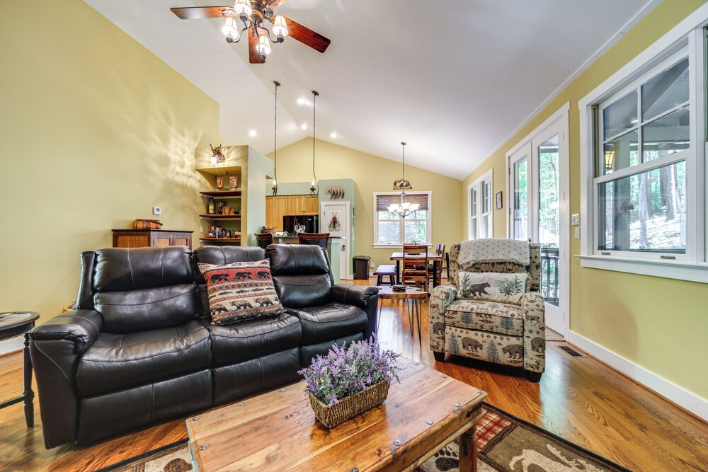 4 Mi to Lake: Tuckasegee Gem w/ Pool, Beach Access