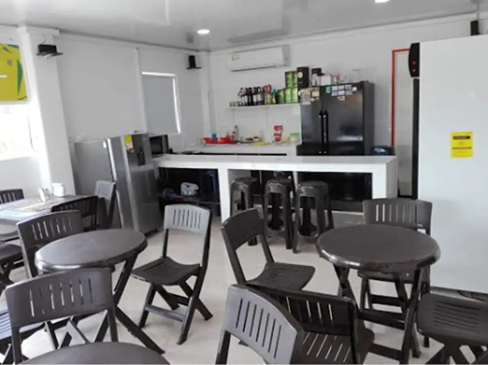 Victorias Gennie Bay Village Hostal