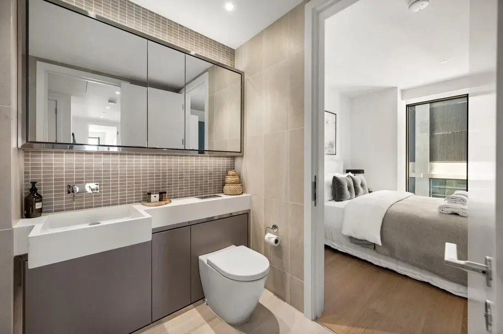 Deluxe two Bedroom Apartment in London s Canary Wharf