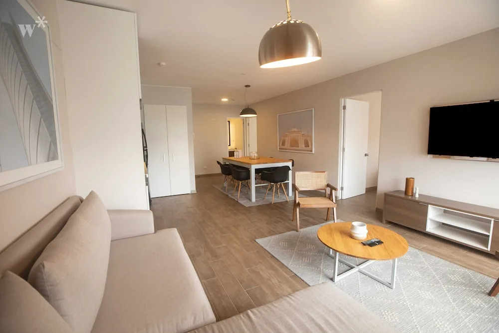 SoHo Suites Miraflores by Wynwood House