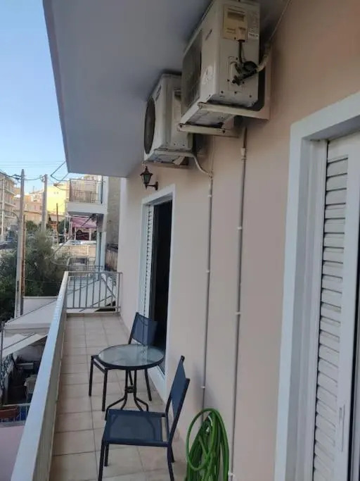 Kostas'House2