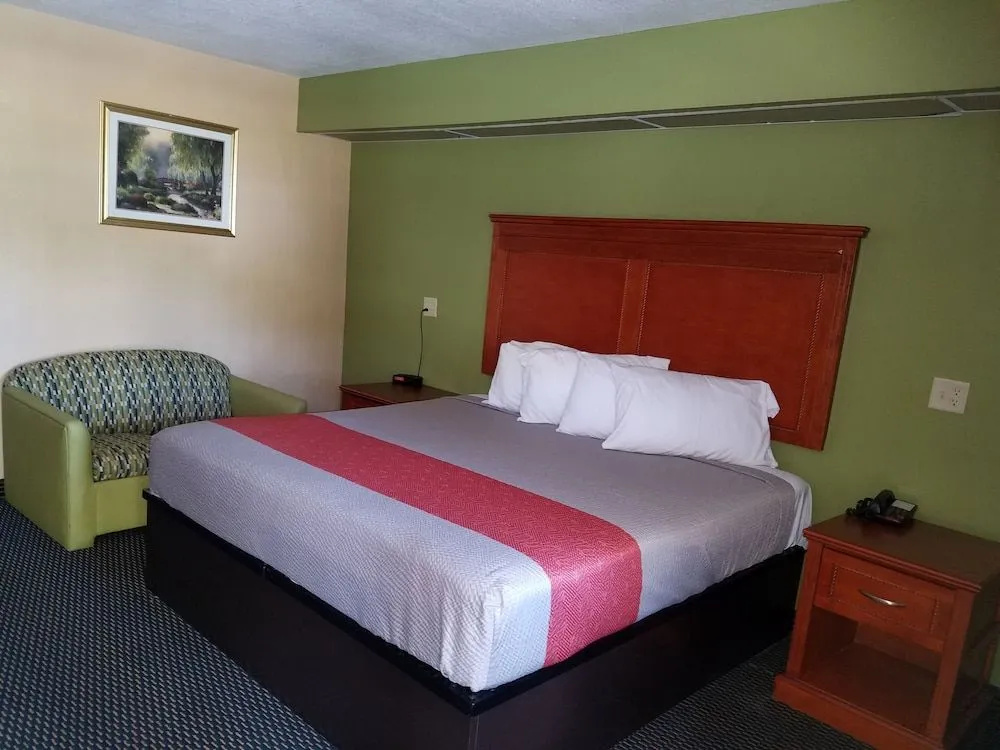 Holiday Terrace Motel