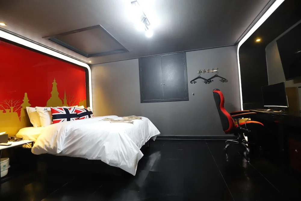 Gunsan JNK Classic Hotel - Gray