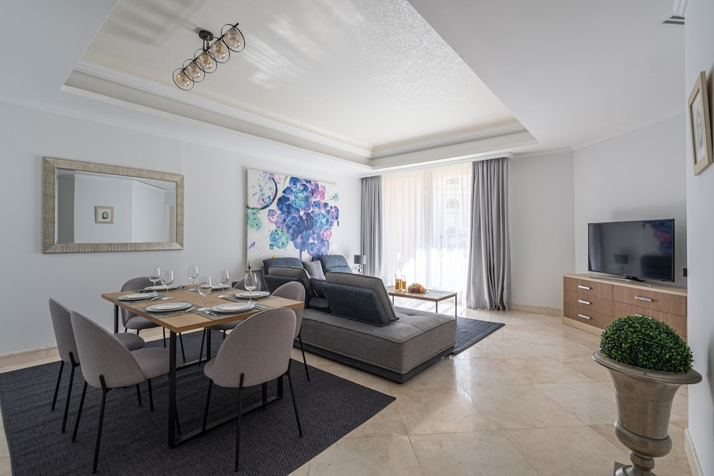 Hi Guests Vacation Homes Grandeur Residences Maurya