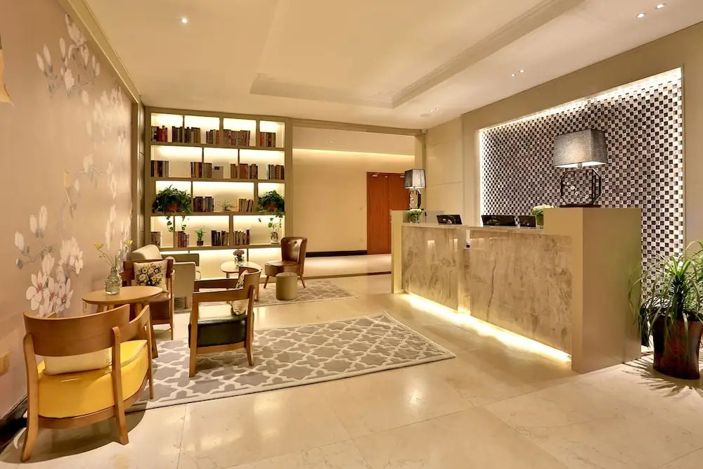 Oriental Hotel
