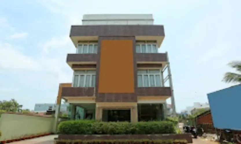 Goroomgo Dittu Holiday Inn Puri