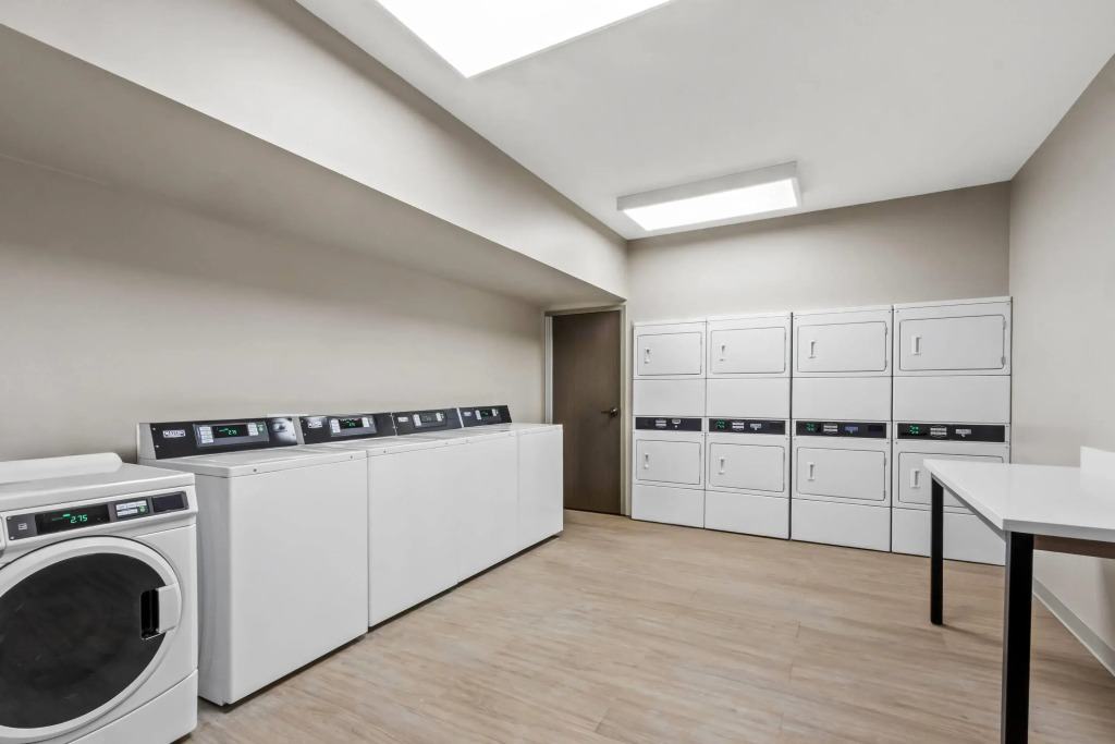 Echo Suites Extended Stay By Wyndham Phoenix-Peoria/Glendale