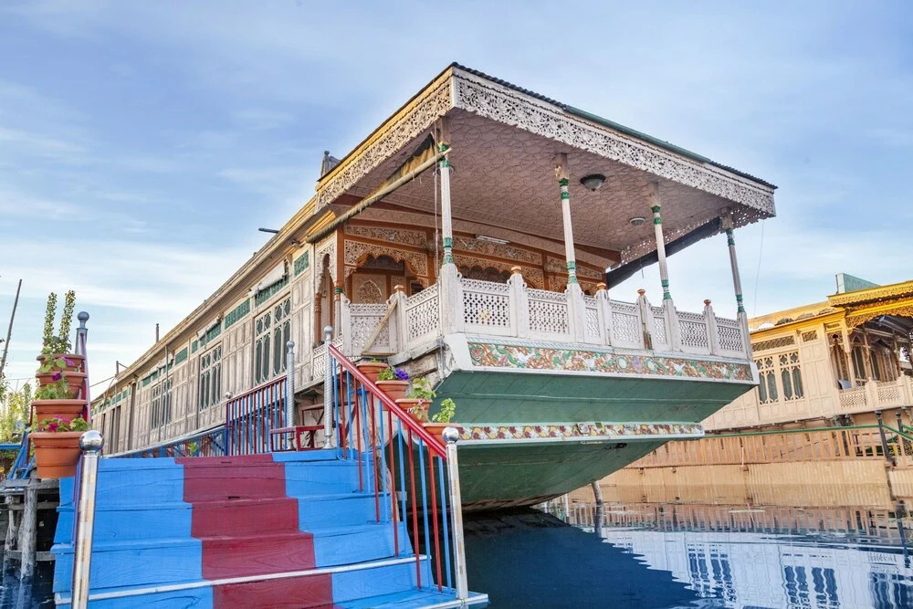 GuestHouser 1 BR Houseboat 126f
