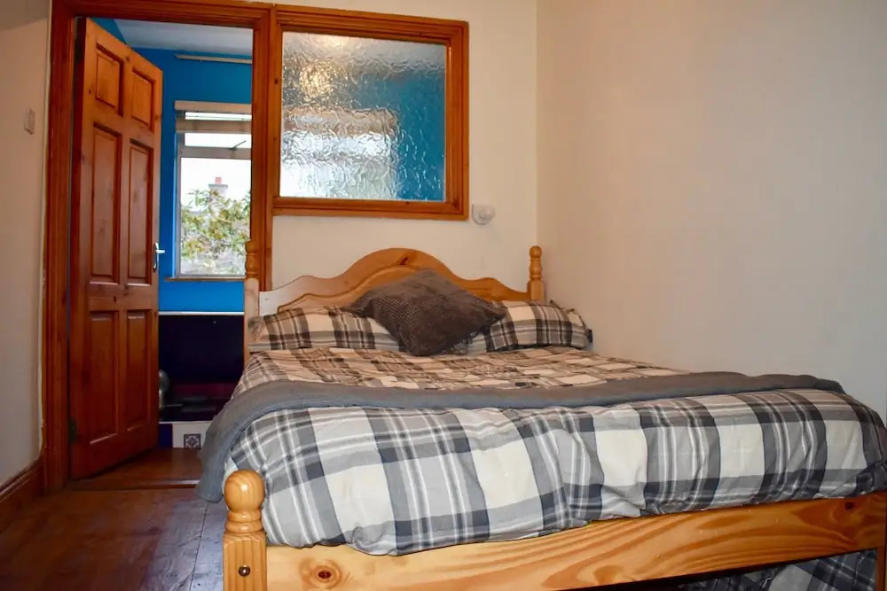 Traditional 2 Bedroom House in Dublin City Centre