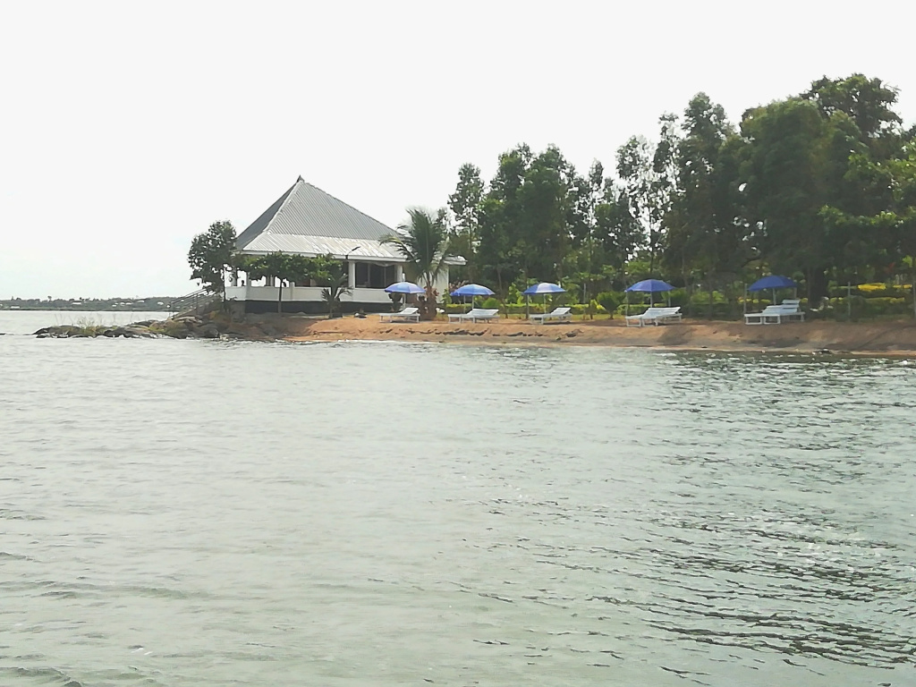 White Stone Beach Resort