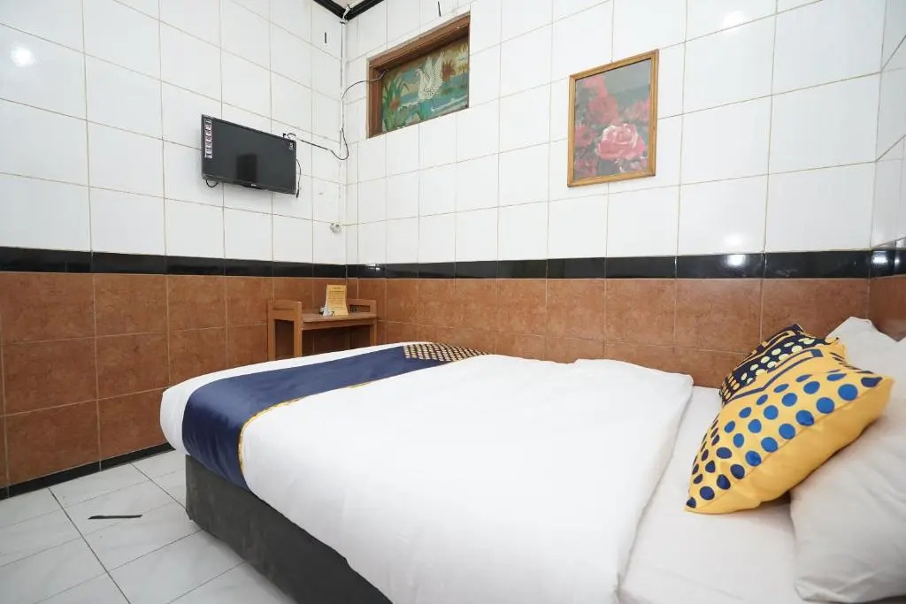 SPOT ON 2054 Hotel Arimbi 3