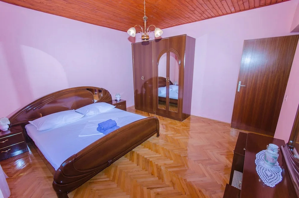 Vinko - 80 m From Beach - A2