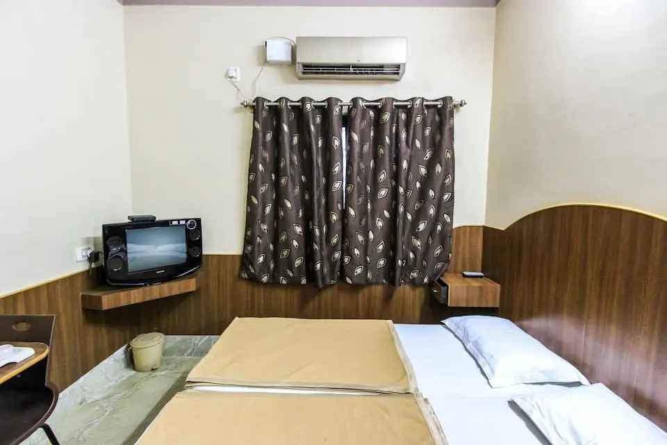 Shri Kamal Hotel