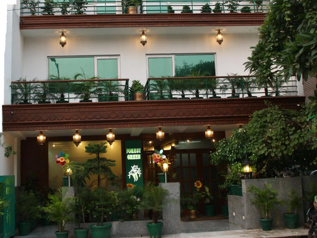 Hotel Forest Green
