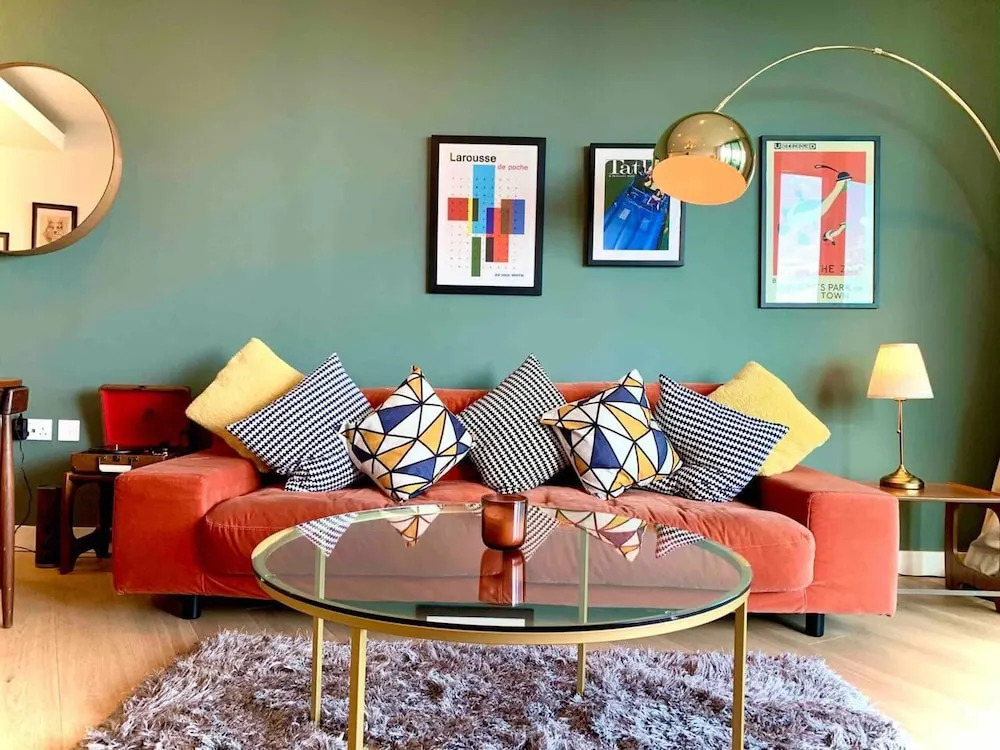 Luxury 1 bed in Soho House Building w Pool, gym