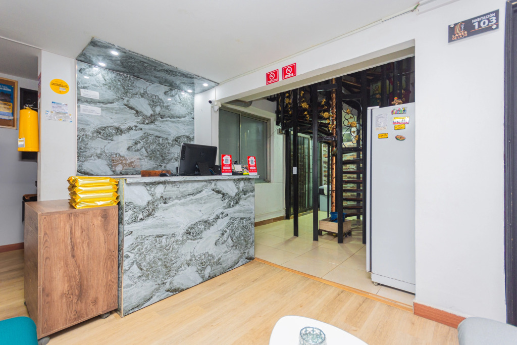 Hotel Lares 70 Laureles