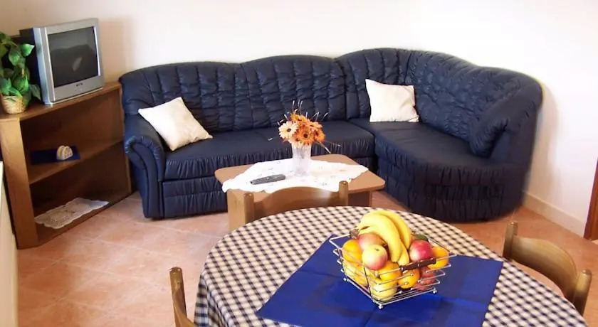 Seven Seas Apartments