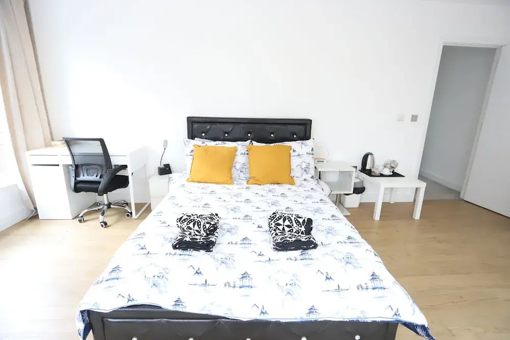 Luxury London Apartment With 5 Bedrooms