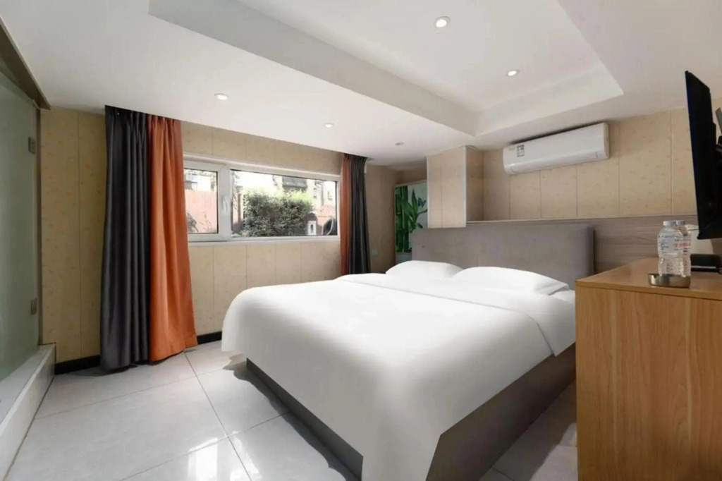 Tianjin Yinkuo Smart Hotel
