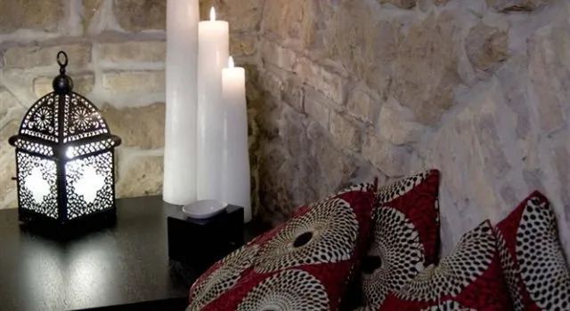 Palm Gallery Hotel