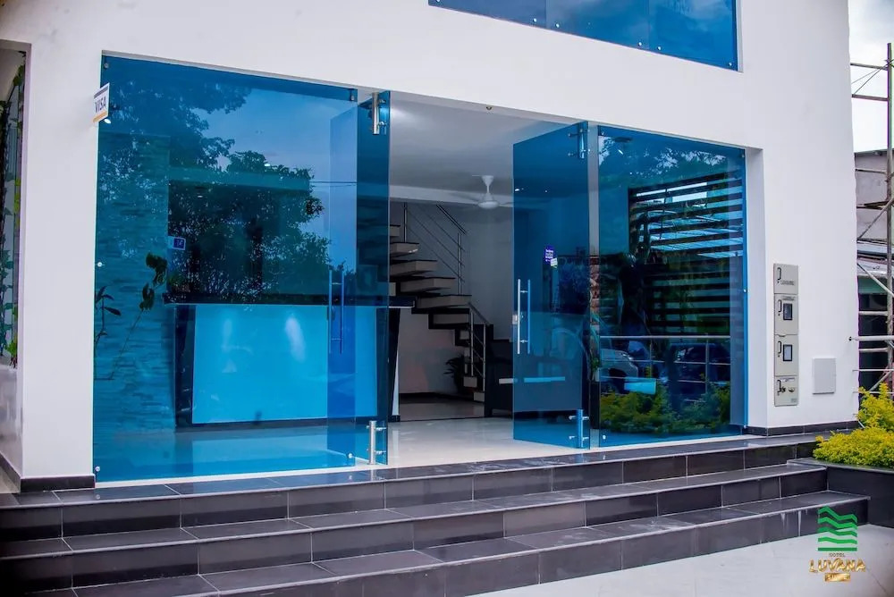 Hotel Luvana Suite