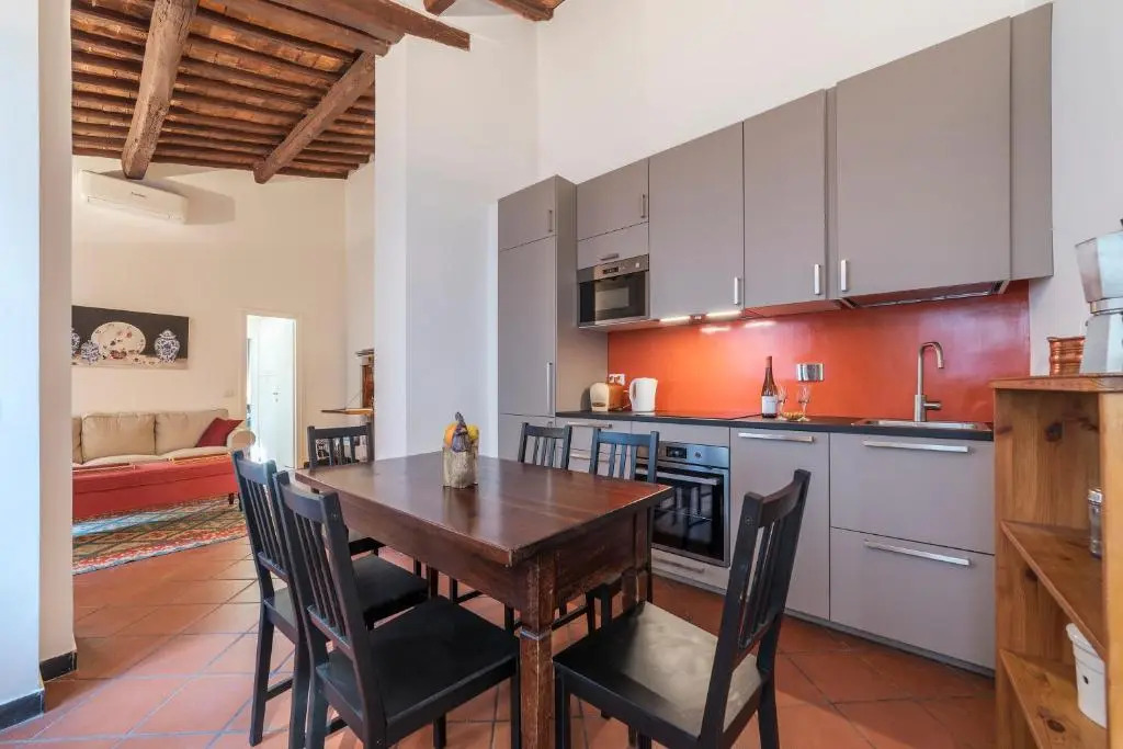 Three bedrooms in world-famous Via Giulia - Wifi, A/C, Washing machine