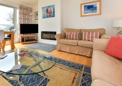 3 Bed in Pwllheli oc-16glyn