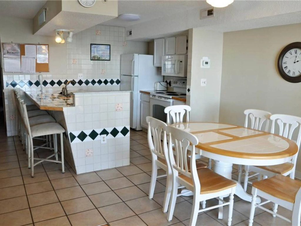 Oceans by Elliott Beach Rentals