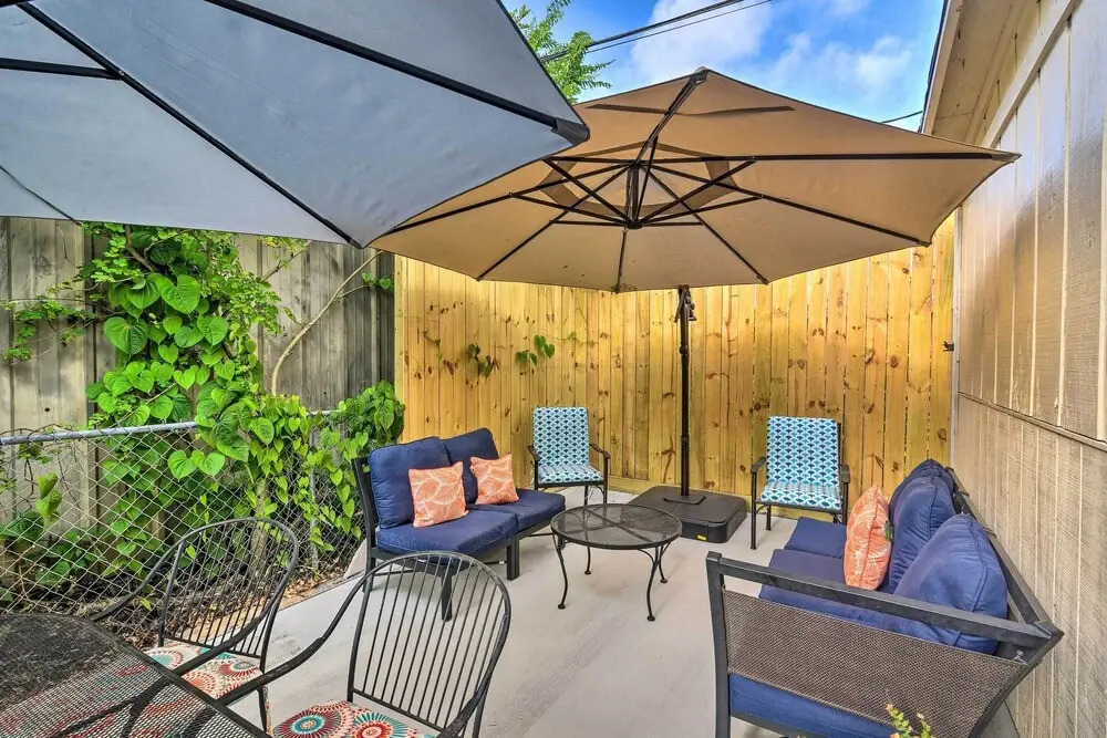 ~ 1 Mi to Pier & Beaches! Family Home in Galveston