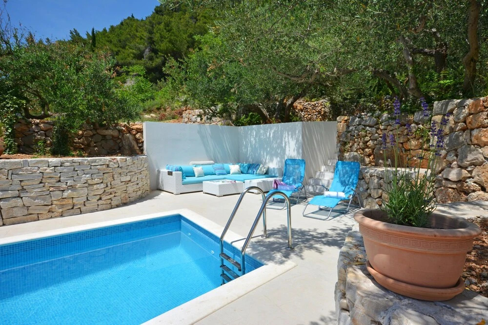 Villa OLIVE TREE village Pisak heated pool and close to the beach