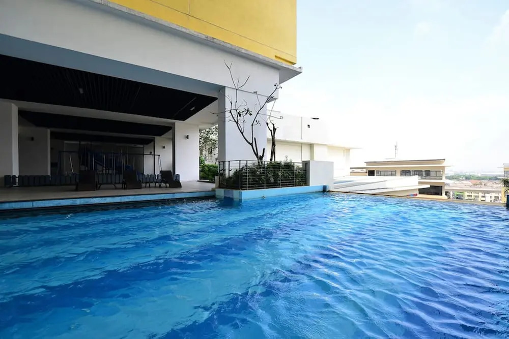 6-8 pax SetiaWalk 5min LRT Cozy Apartment Puchong