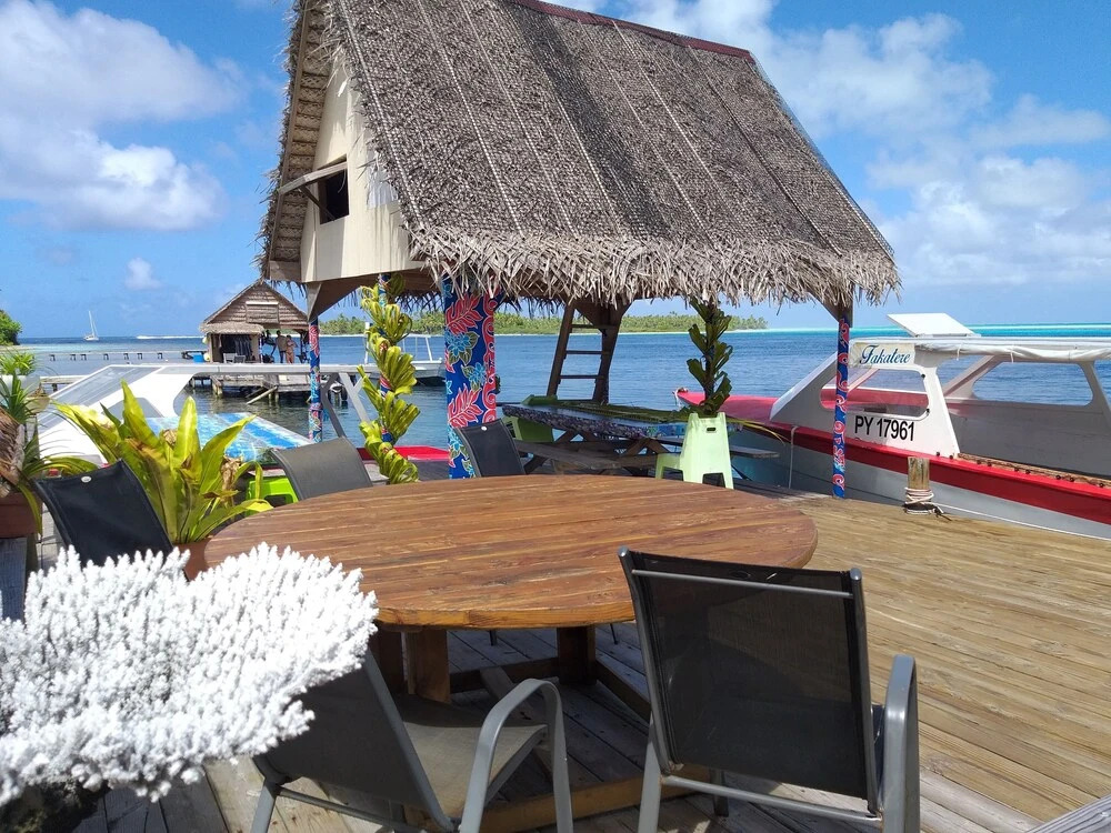 Tetamanu Village & Sauvage