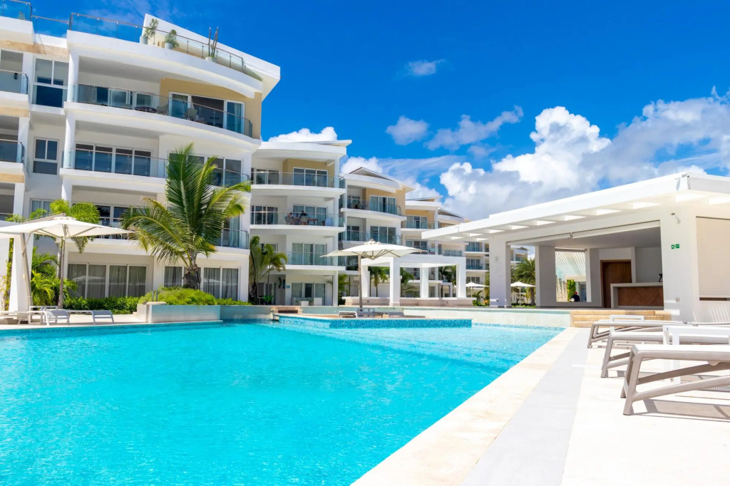 Stylish 3-Bedroom Apartment near the Bavaro Beach