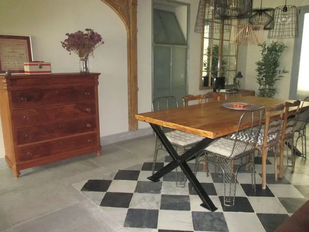 Apartamento Bizcocheros con piscina y jardín privado