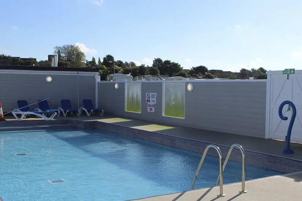 8 Berth Caravan By The Beautiful Beach Of Hunstanton In Norfolk Ref 23006W