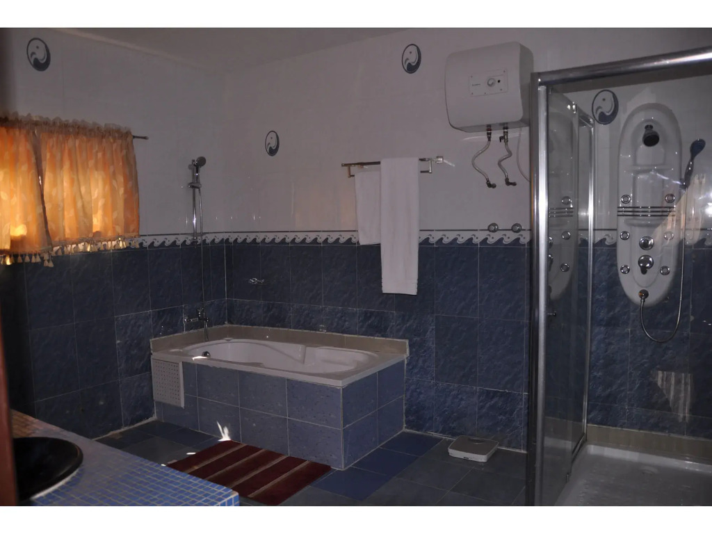 Downtown Hotel