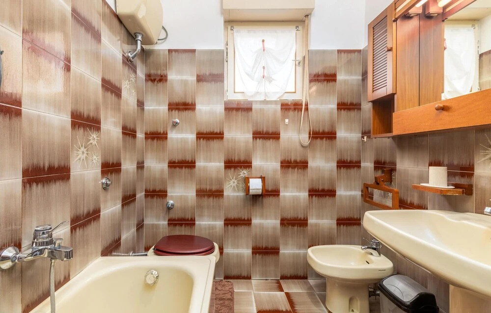 Amazing Home in Fazana With 3 Bedrooms and Wifi