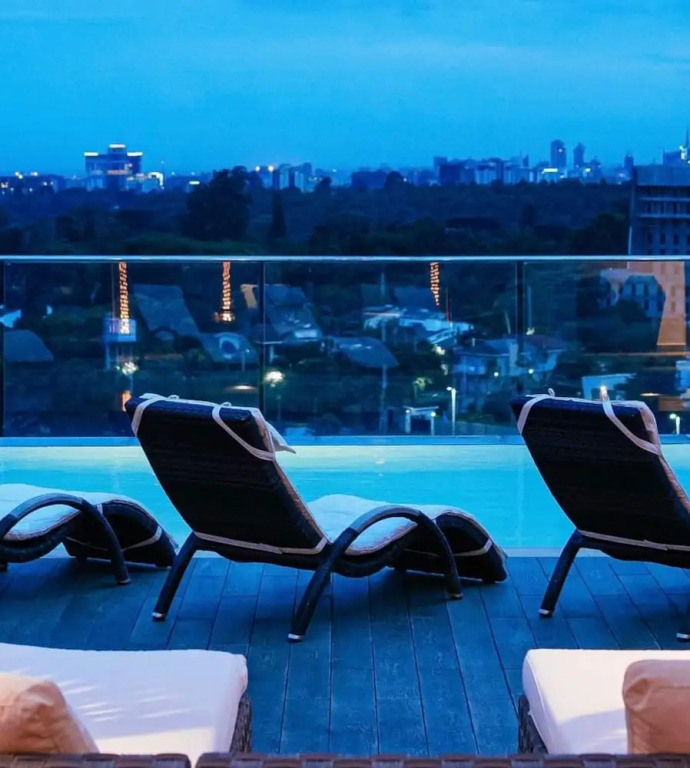 Trademark Hotel, Terrace King Twin Room in Nairobi No005