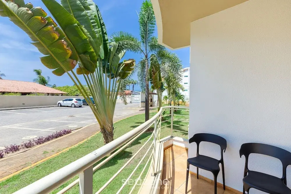 Aptos em Cond. c/ Piscina a 1 Quadra da Praia de Cumbuco - KVI