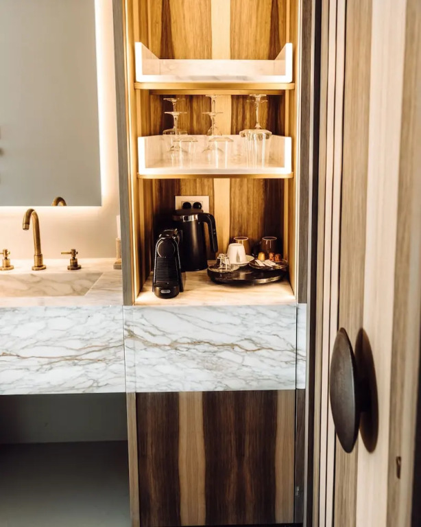 Avgoustos Suites Naxos