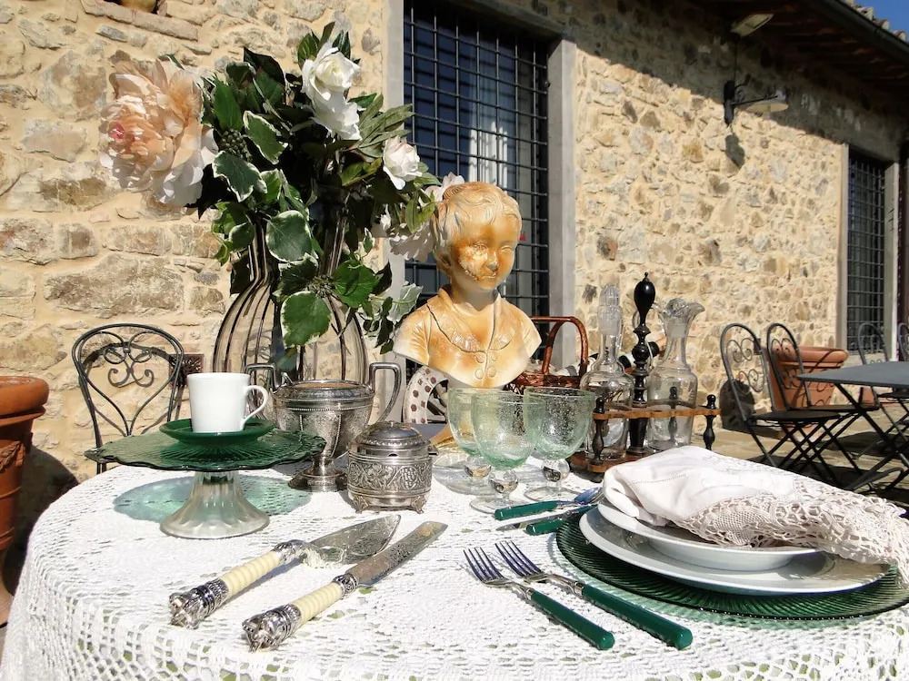 Villa Close to Florence, Hot Tub & Breathtaking View