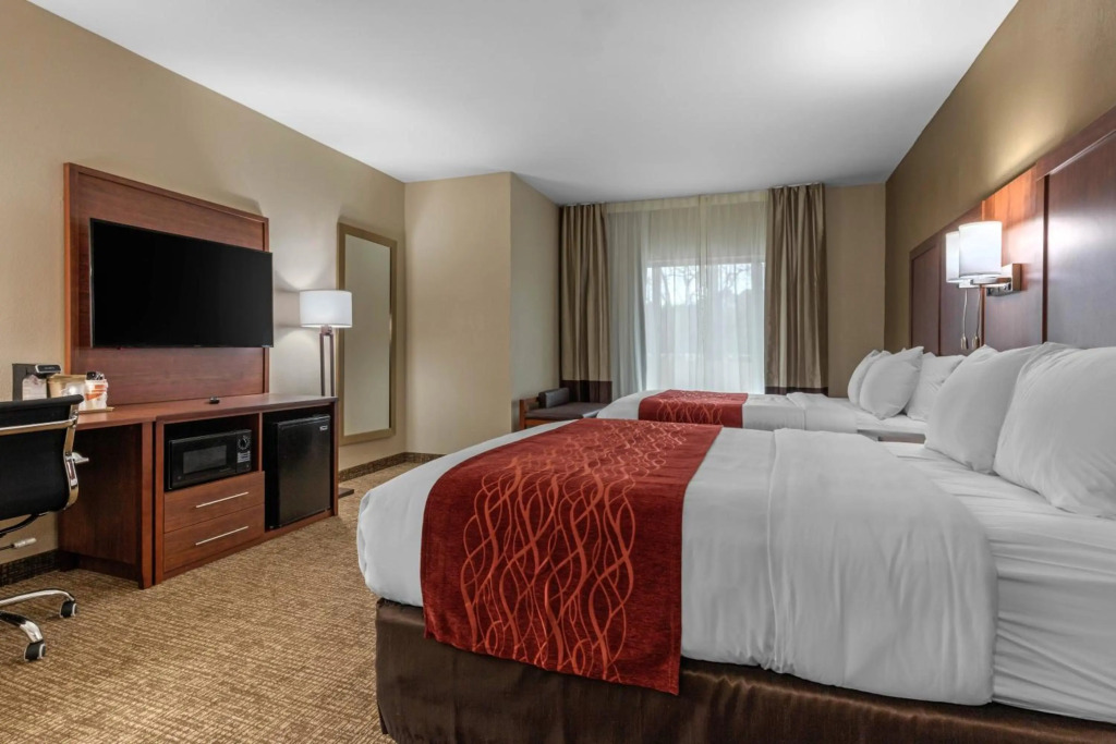 Comfort Inn & Suites Montgomery East Carmichael Rd