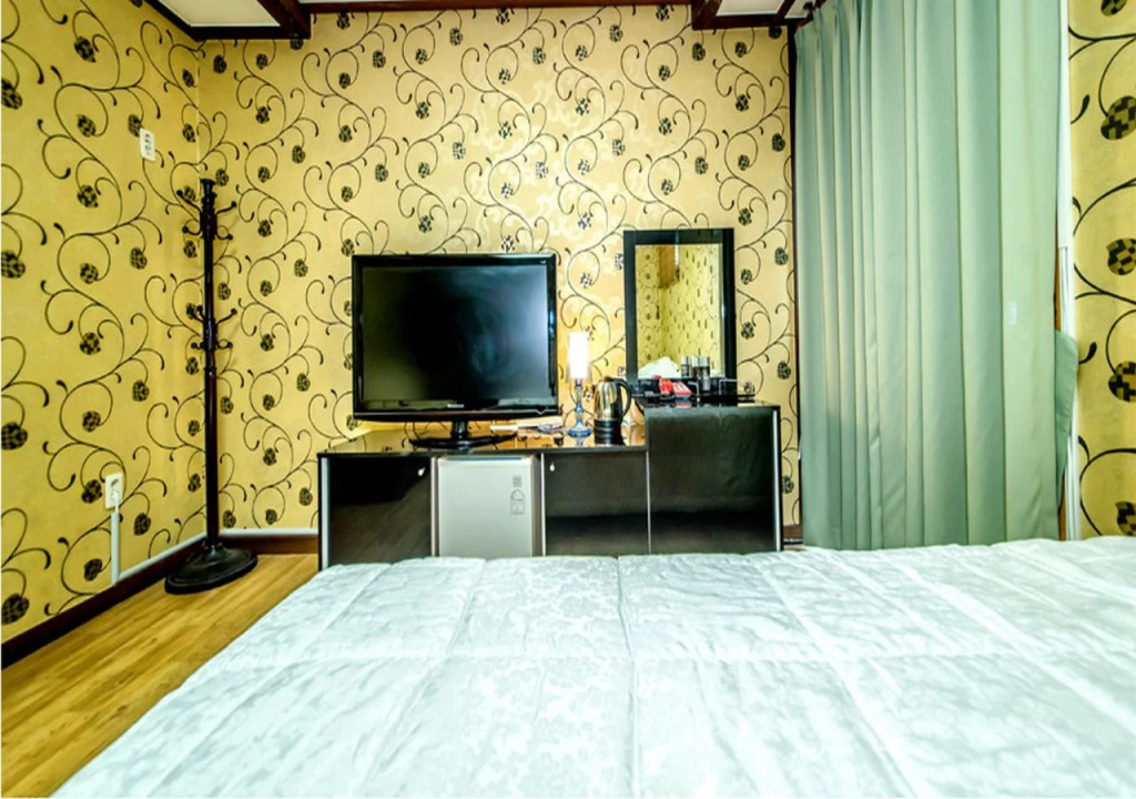 Jeju International Hotel