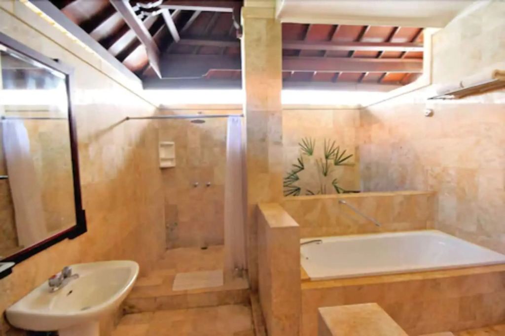 Royal Hotel and Villa Bali