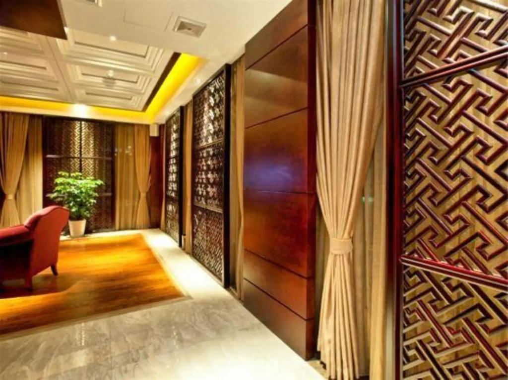 Ruihao Art Boutioue Hotel