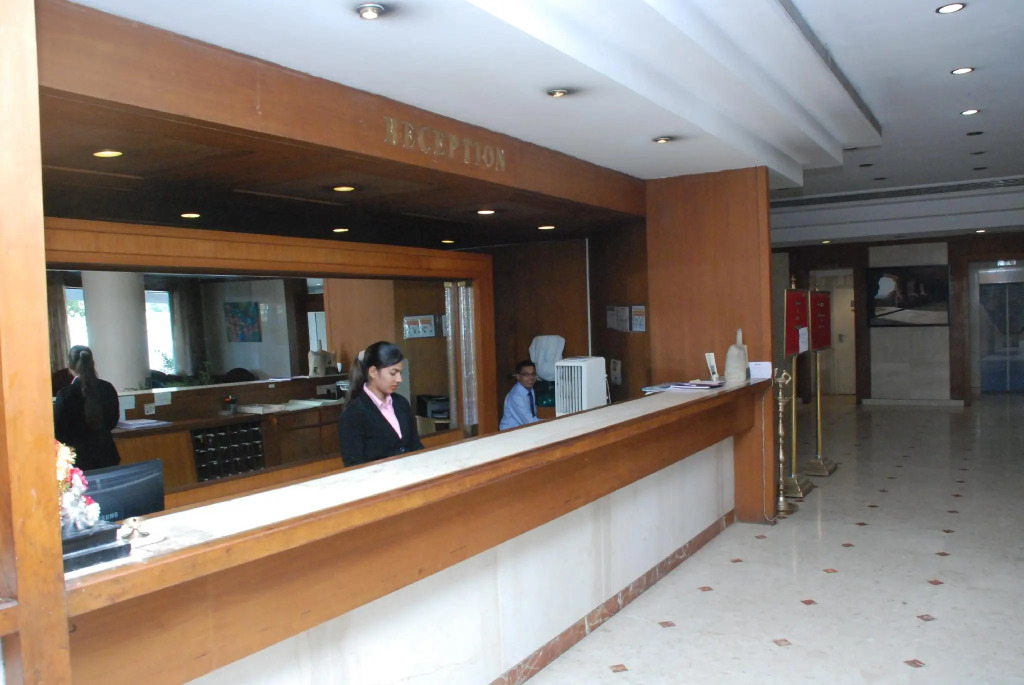 Hotel Rang Sharda