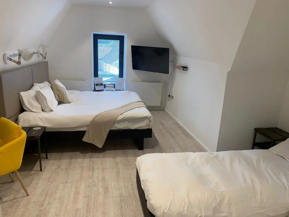 Cardiff Arms Bistro & Hotel