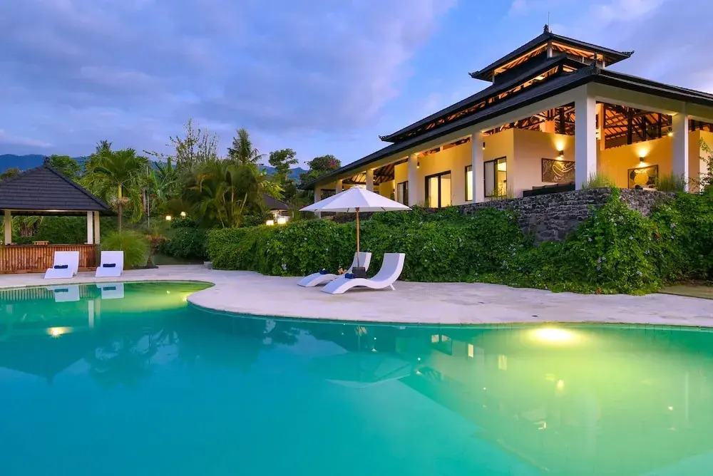 Lovina Residence